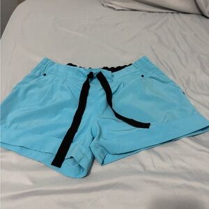 Lululemon Womens Play All Day Cuffed Shorts